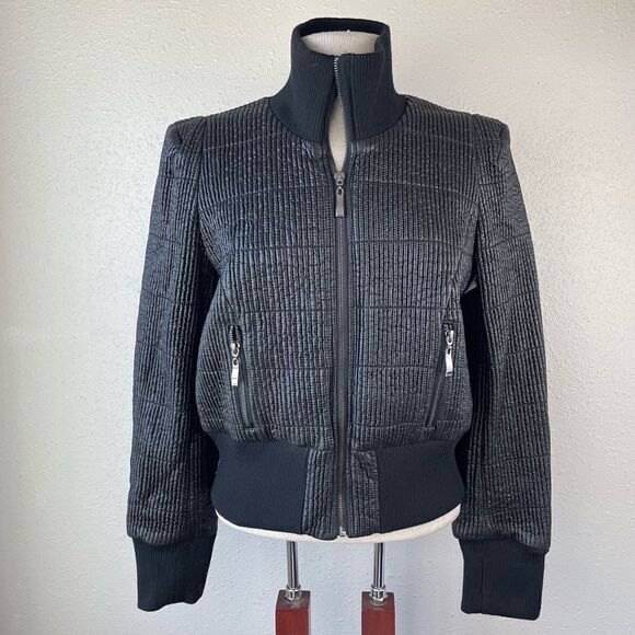 NWOT The Fillmore Black Cropped Full Zip Jacket Size M - Picture 1 of 7